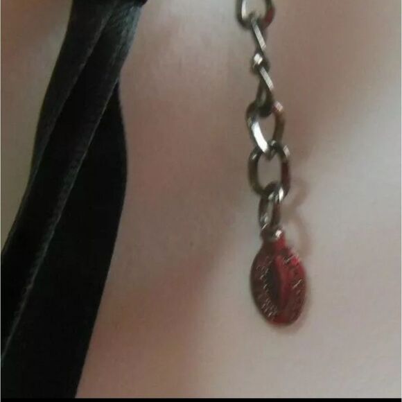 Ali-Kahn N.Y. Crystal Cluster Bead Necklace Black Silver Clear Ribbon Adjustable - Picture 4 of 10